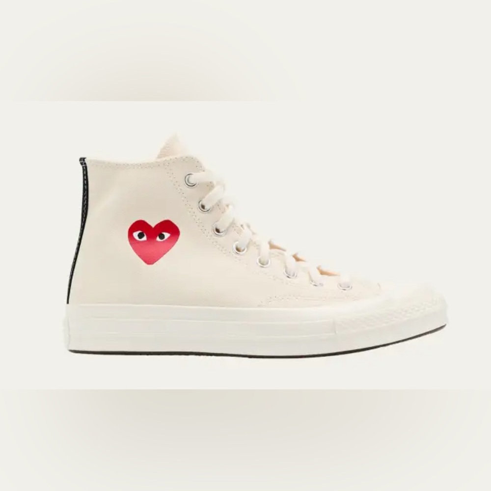 CommedesGarcons CDG Play Converse Chuck Hi Small Heart SZ 8 US WOMEN (6 US MEN)